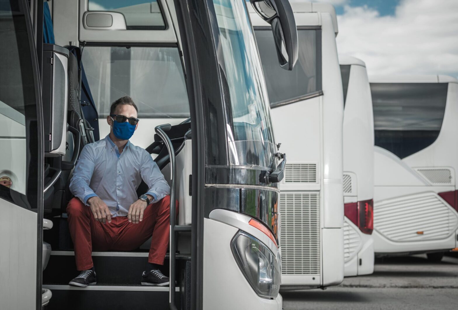 How You Can Save Money on Your Next Charter Bus Rental