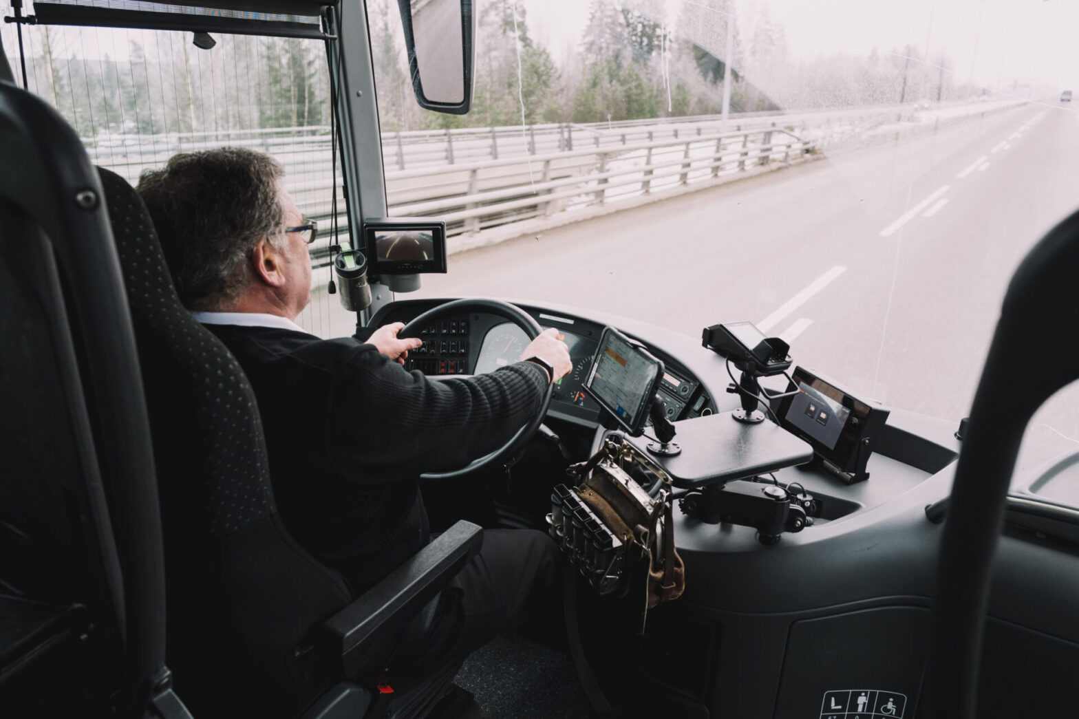 3 Things You Should Know About Your Charter Bus Driver