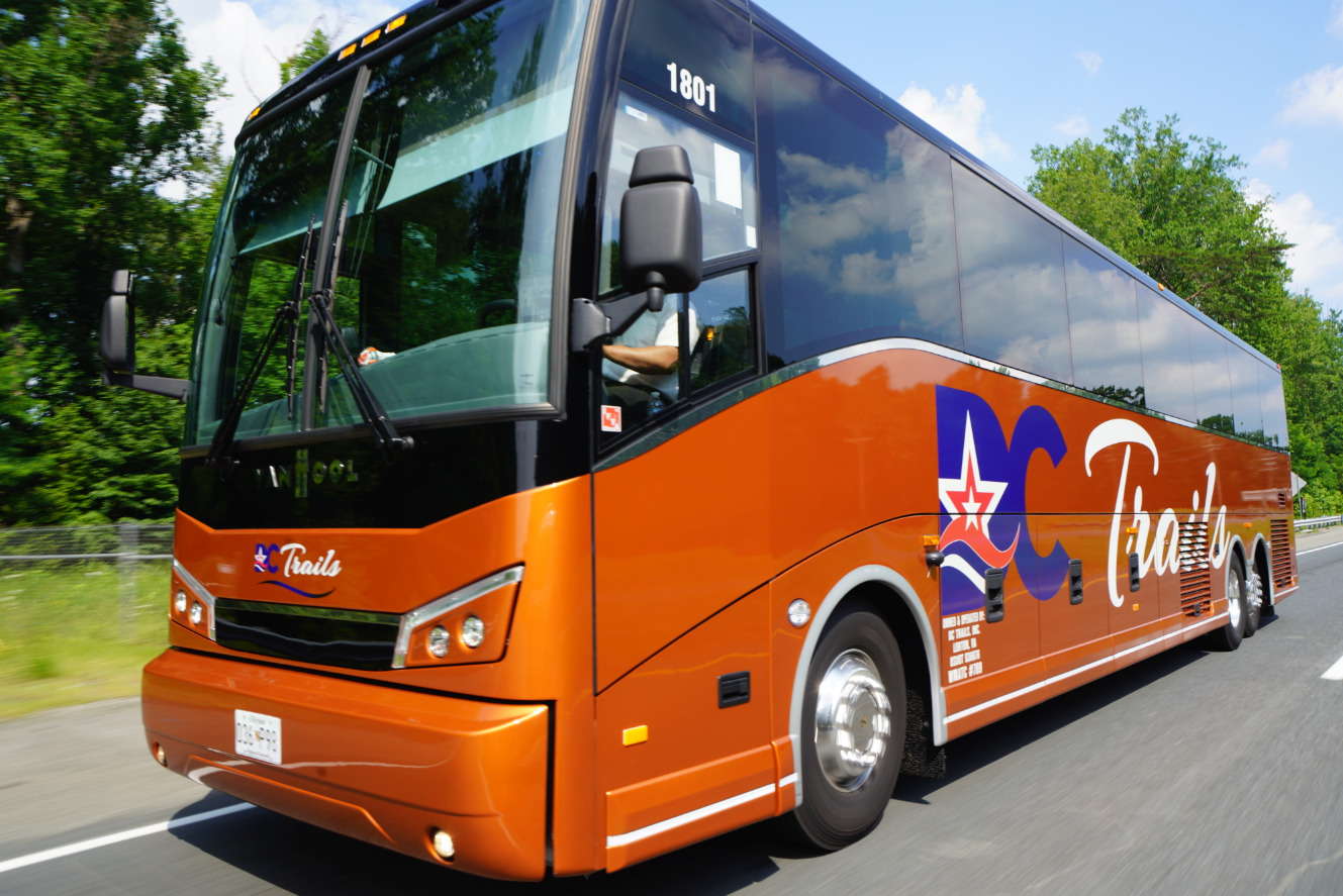 Schedule a Charter Bus in Washington, DC, to Tour Niagara Falls