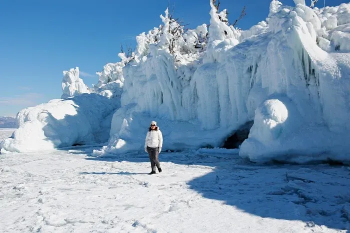 MAGIC & WONDER DINNER THEATRE presents: WINTER WONDERLAND East Paradise, PA