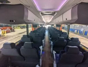 MCI J4500 - 56 seats-4